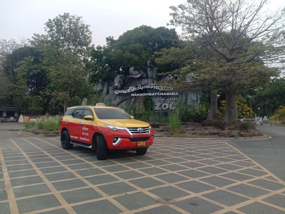 แท็กซี่โชคชัย 24 ชั่วโมง