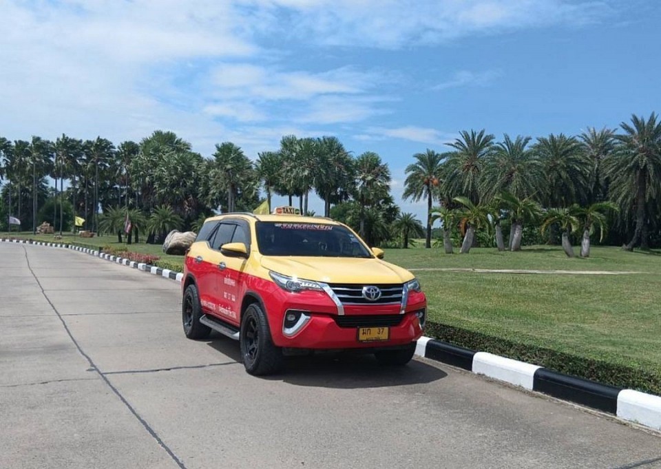 แท็กซี่โคราช 24 ชั่วโมง